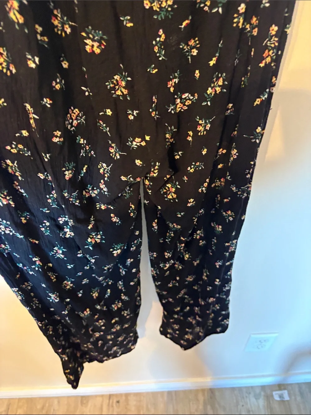 Promesa Black Floral Tie-Shoulder Wide-Leg Jumpsuit - Picture 7 of 7